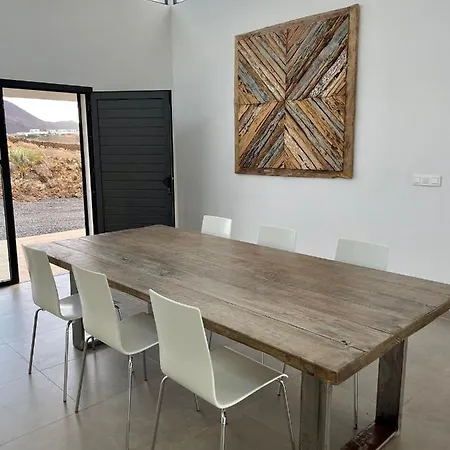 Villa North Shore Lajares, Manalari, Private And Heated Pool *