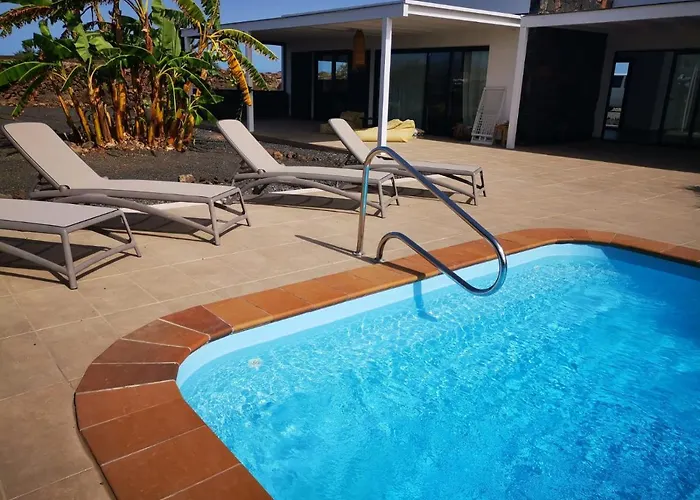 North Shore Lajares, Manalari, Private And Heated Pool *