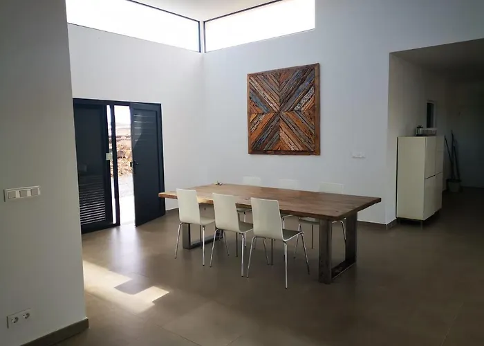 North Shore Lajares, Manalari, Private And Heated Pool Villa