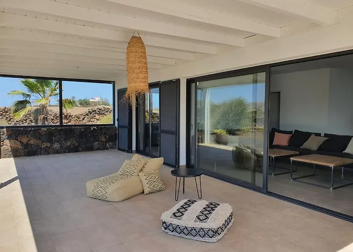 North Shore Lajares, Manalari, Private And Heated Pool