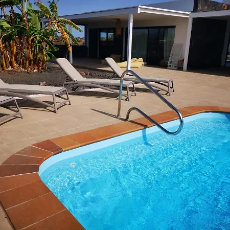 North Shore Lajares, Manalari, Private And Heated Pool *