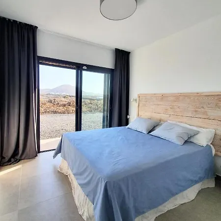 Vila North Shore Lajares, Manalari, Private And Heated Pool